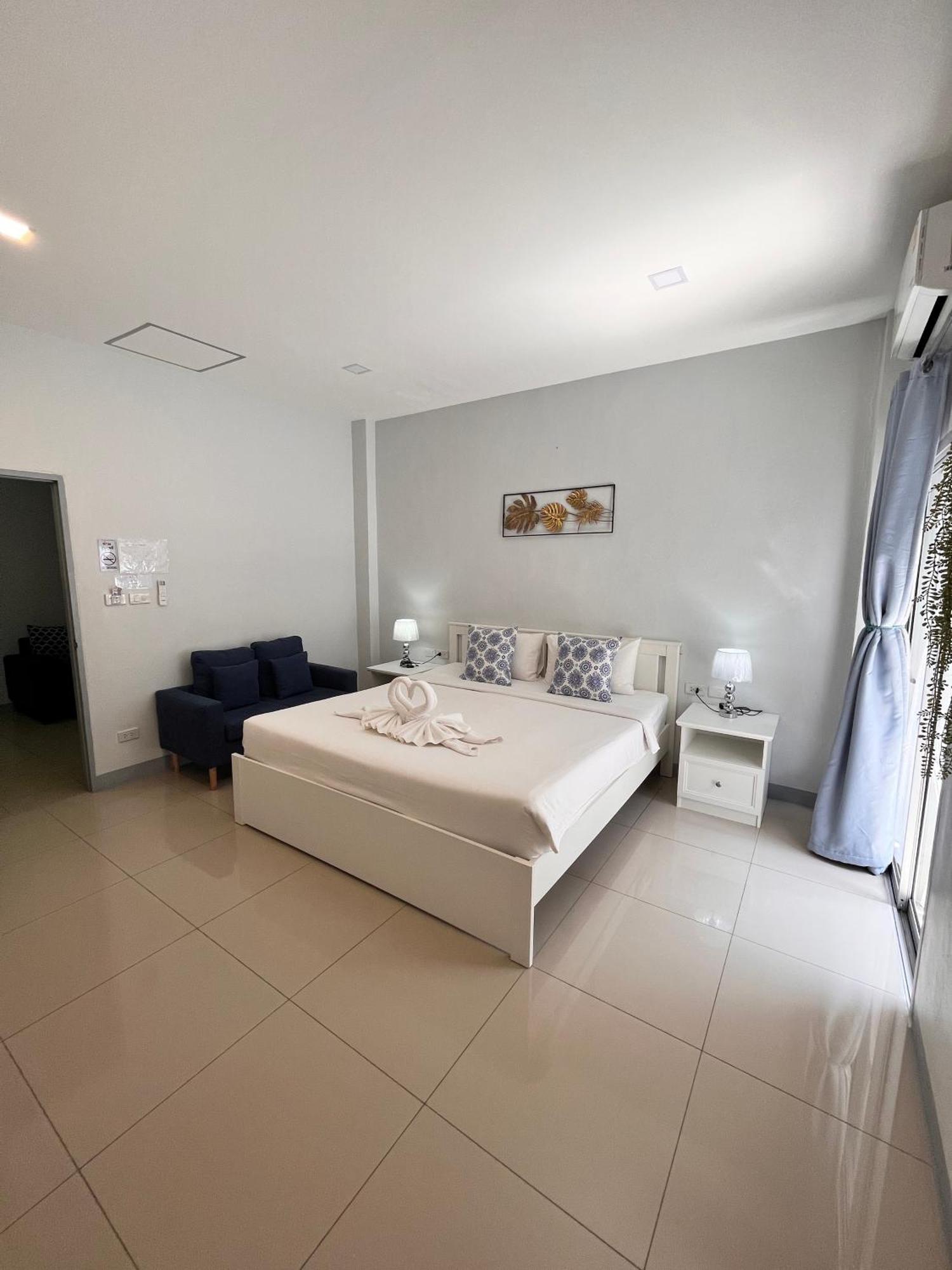 Cinderella Residence Patong ภายนอก รูปภาพ