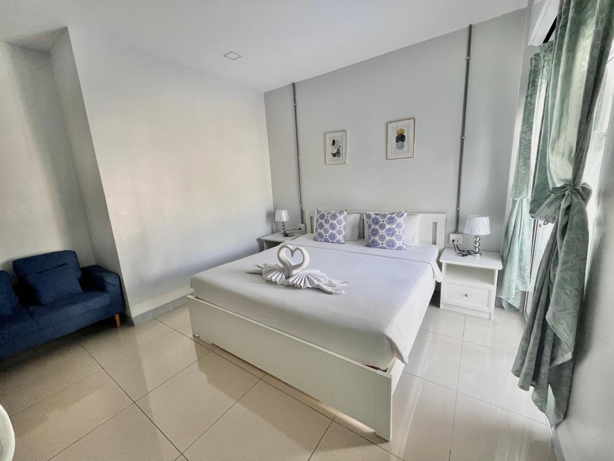 Cinderella Residence Patong ภายนอก รูปภาพ