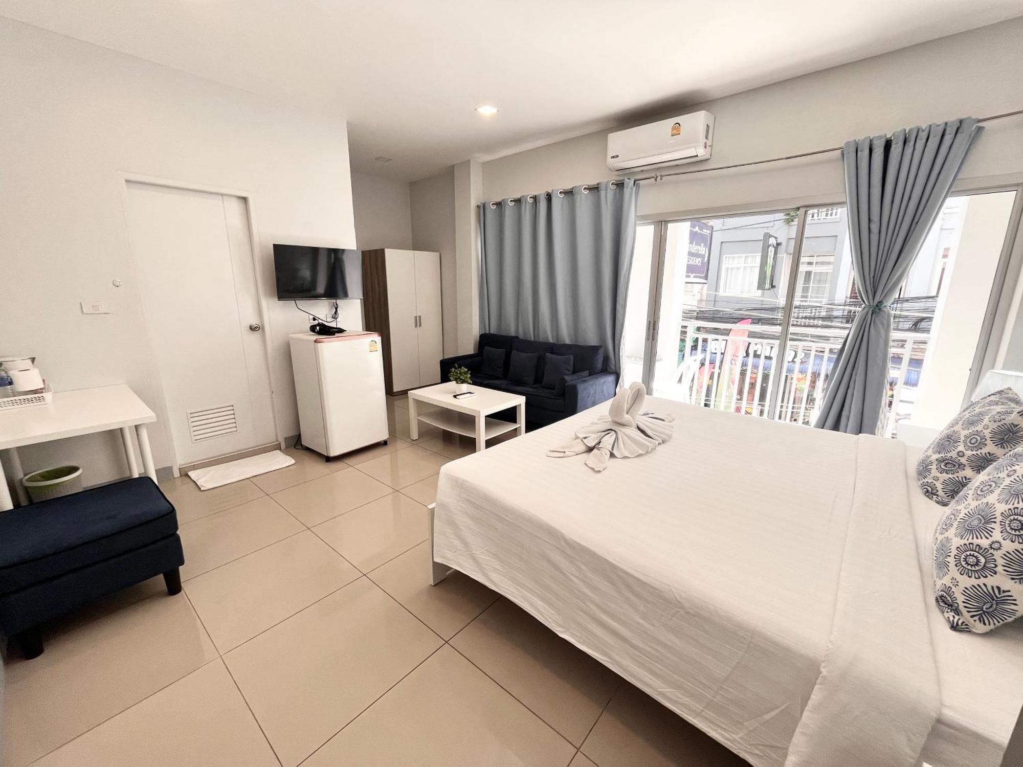 Cinderella Residence Patong ภายนอก รูปภาพ